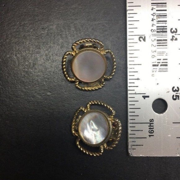 White MOP Clip Earrings Gold Rope Pink Life Preserver Flower Retro BoHo - Picture 4 of 4
